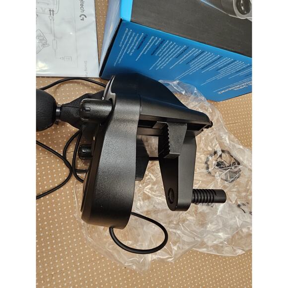 Logitech G Driving Force Shifter for G29/G920 Racing Wheel - Black - Picture 8 of 9